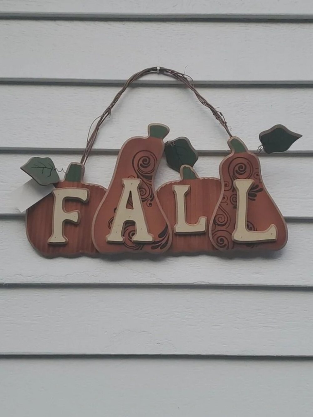 NWT Wooden Pumpkin and Gourd Fall Hanger Sign